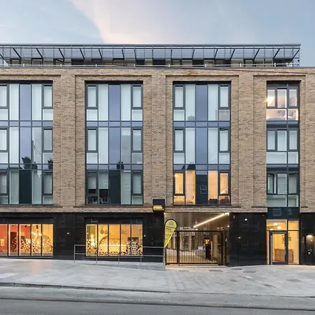 Destiny Student - Dominick Place *