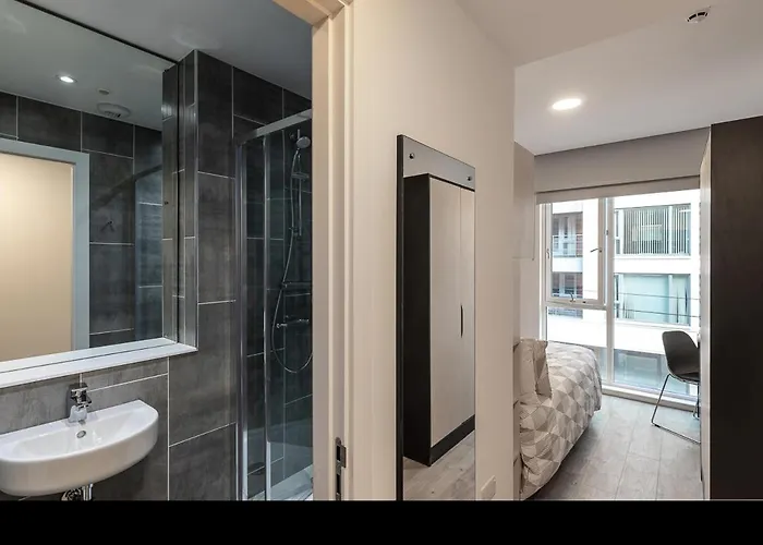 Destiny Student - Dominick Place 더블린