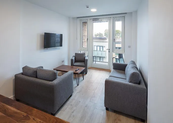 Destiny Student - Dominick Place Dublin