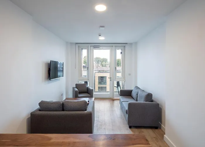 Destiny Student - Dominick Place * Dublin