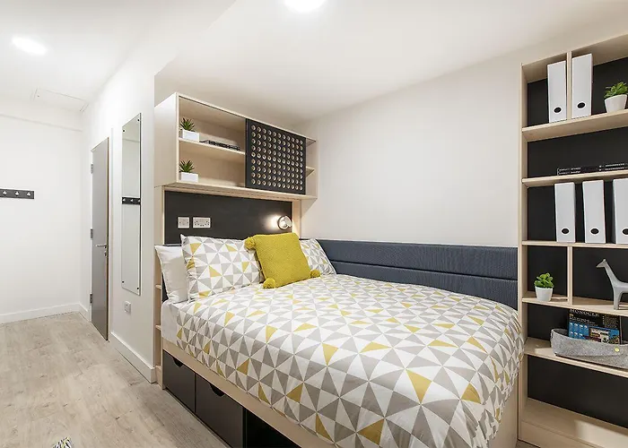 Destiny Student - Dominick Place Daire Dublin